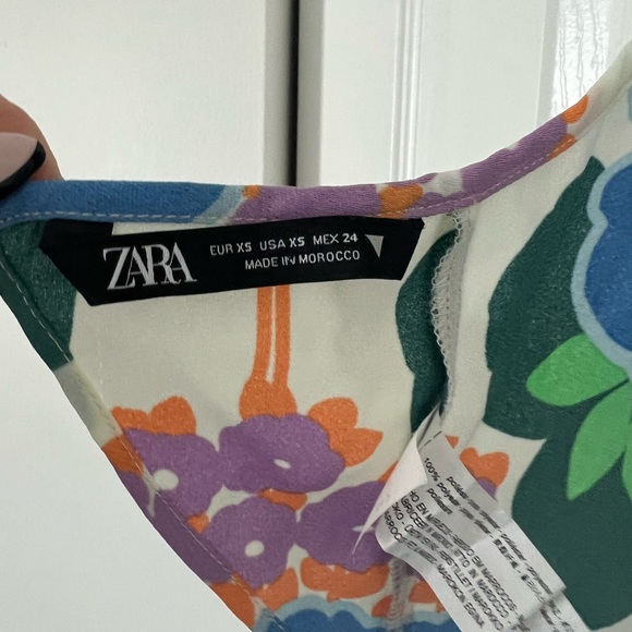 {Zara Halter Top} - Picture 2 of 2